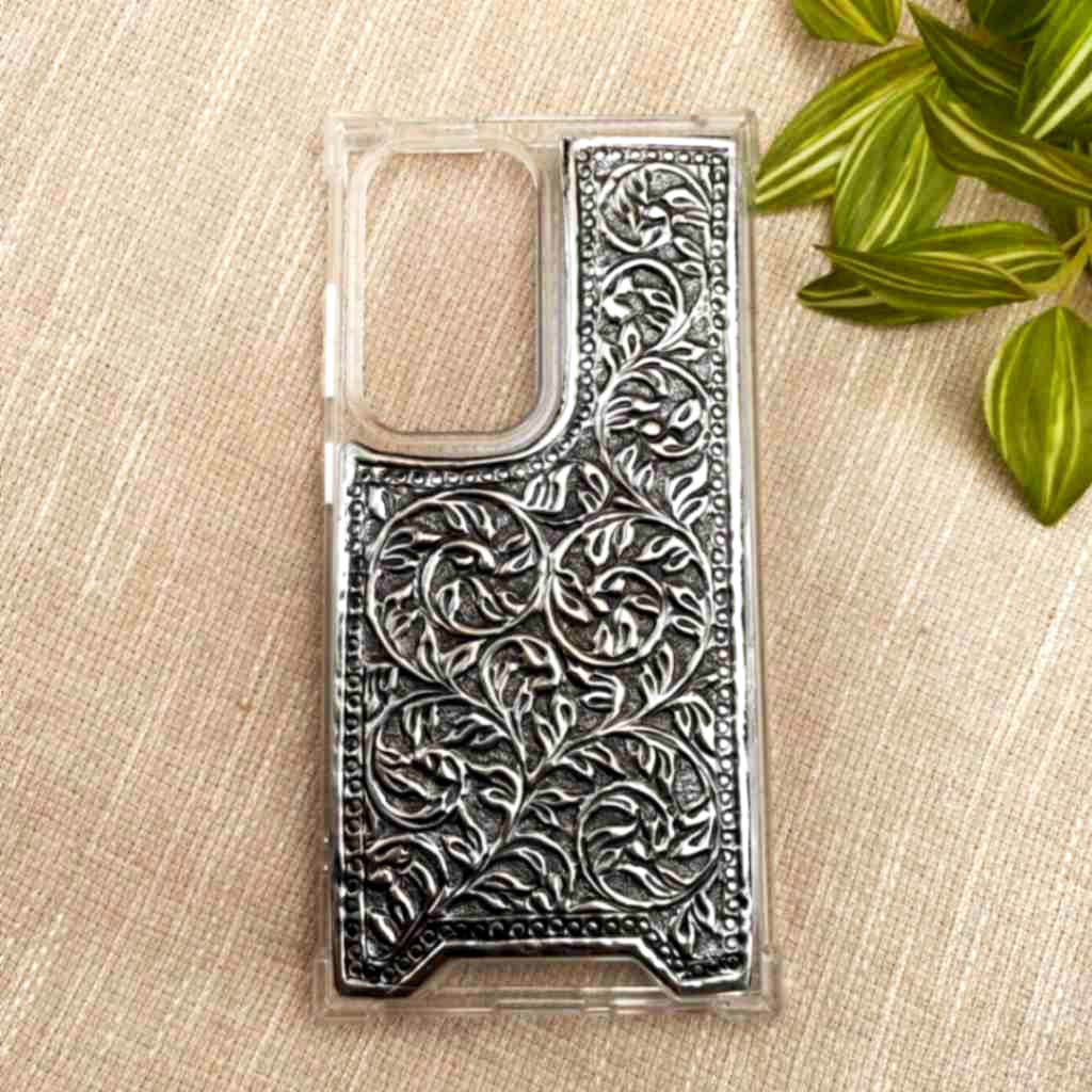 samsung s 24 ultra silver phone cover