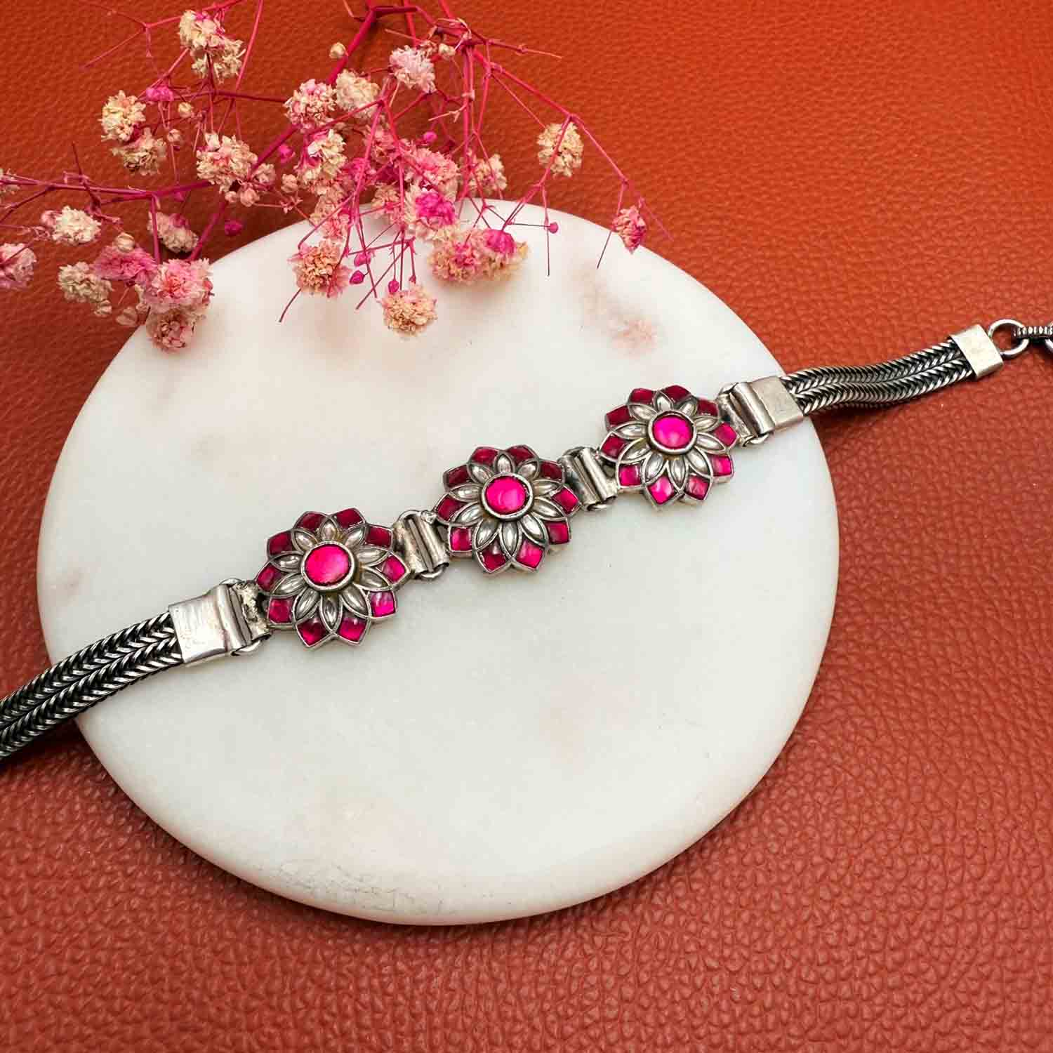 Anika Kundan Bracelet