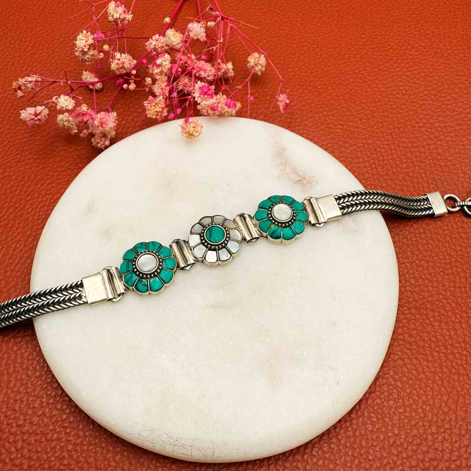 Aadya Kundan Bracelet