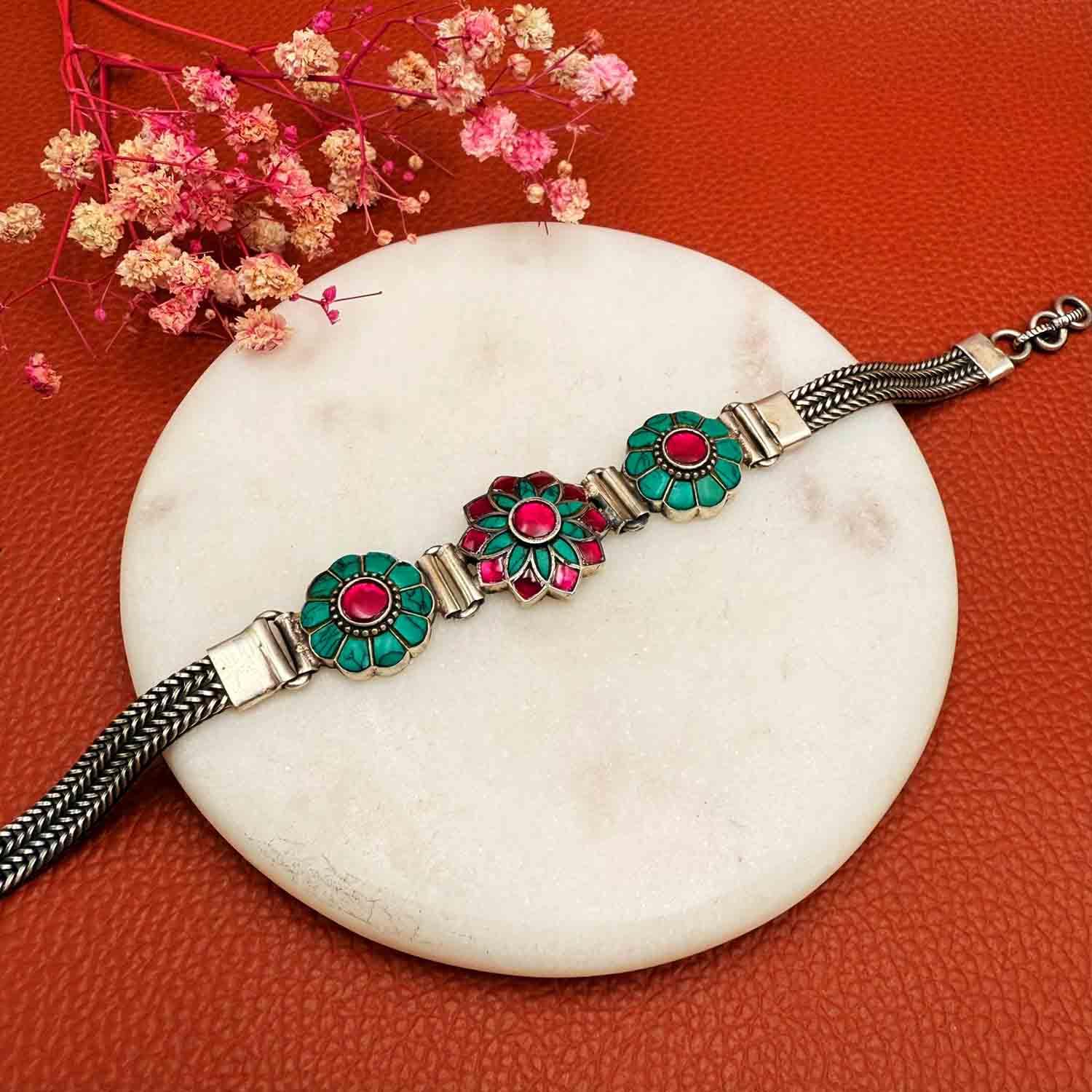 Phool Kundan Bracelet