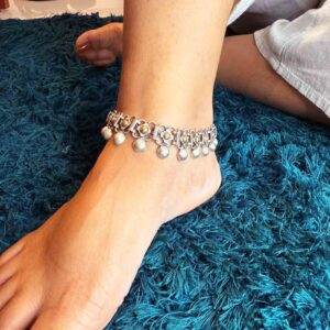 sILVER ANKLET