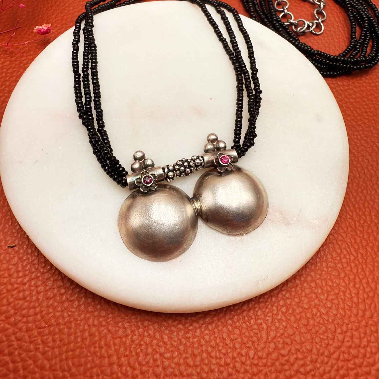 Anika Mangalsutra