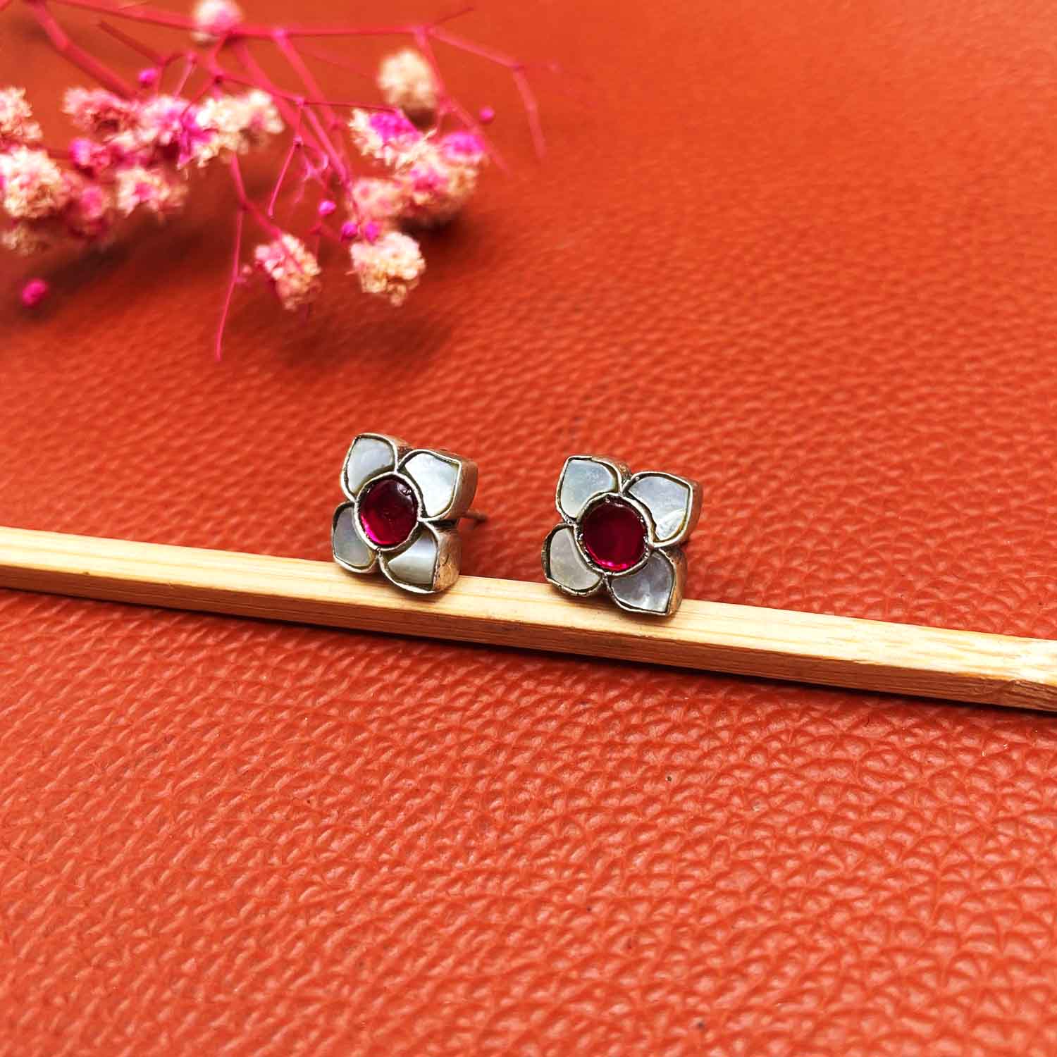 Clo silver earrings