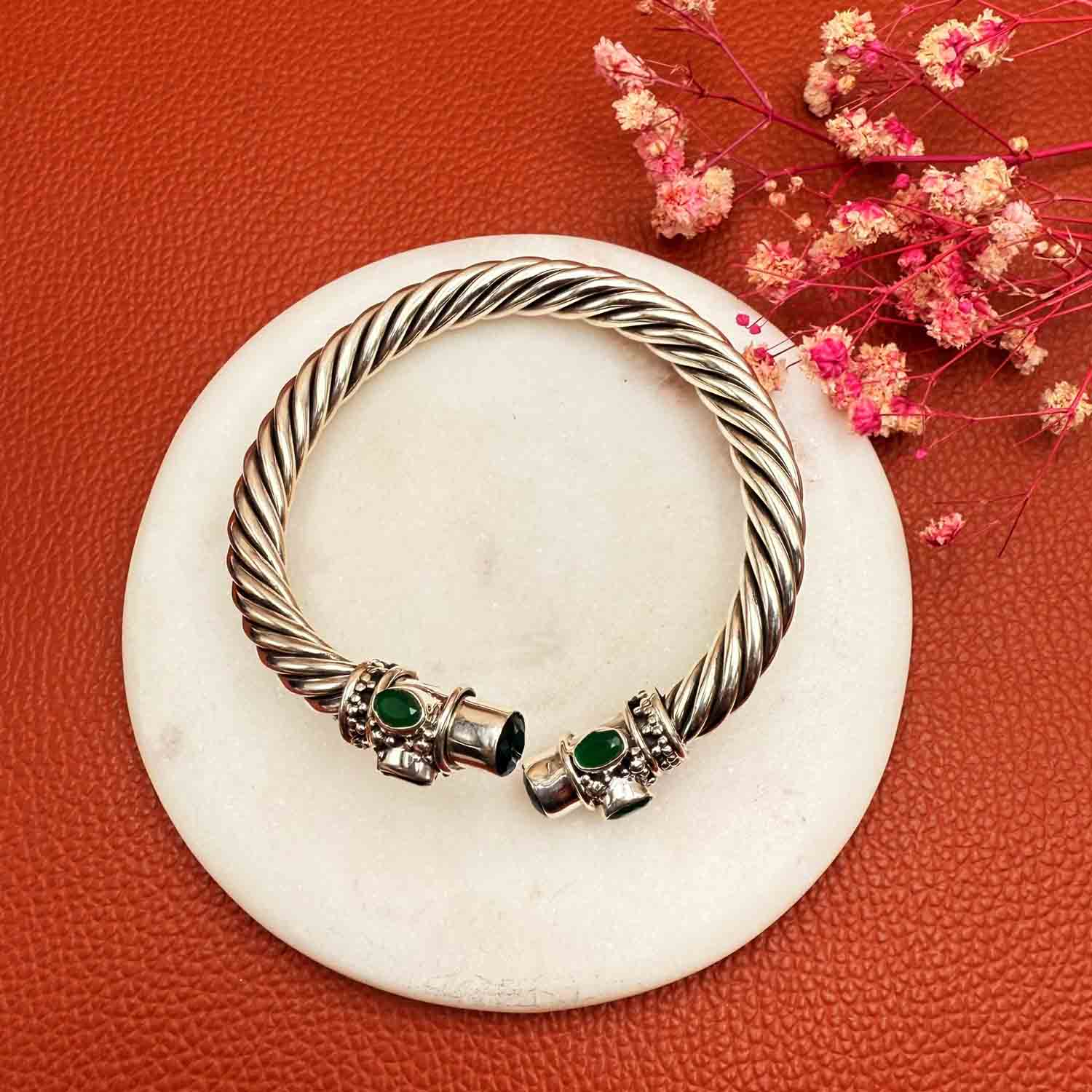 Twirl Silver kada Green