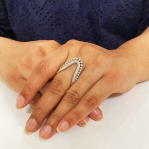 White AD silver vanki ring