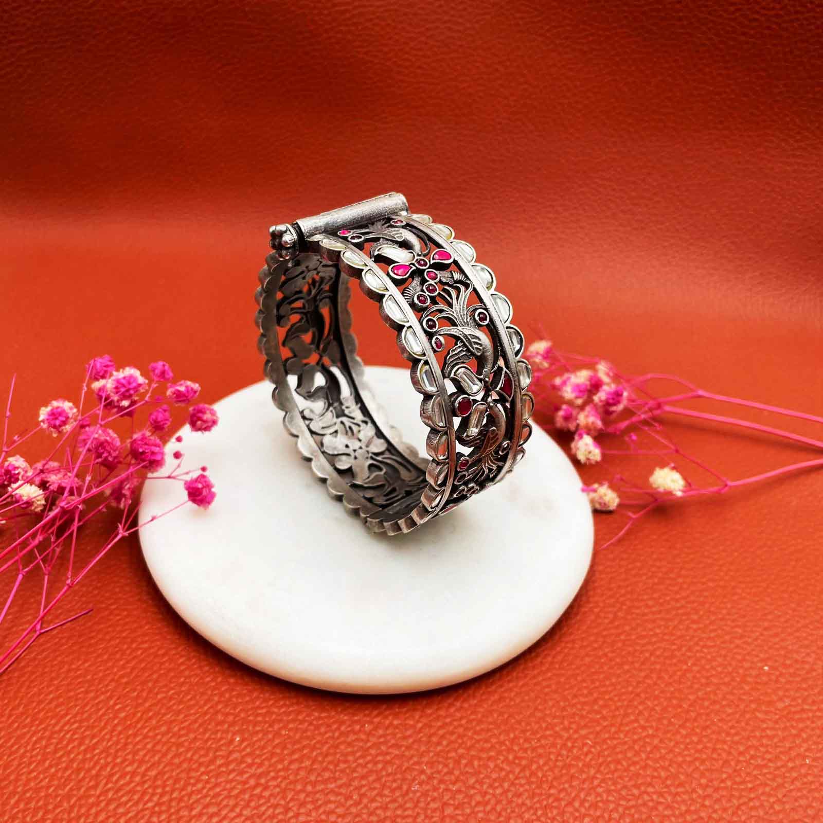 Baani Kundan Silver kada