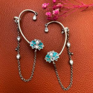 Kumud Kundan silver earcuff