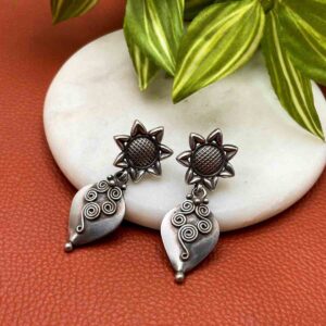Silver Earring with Hanging
