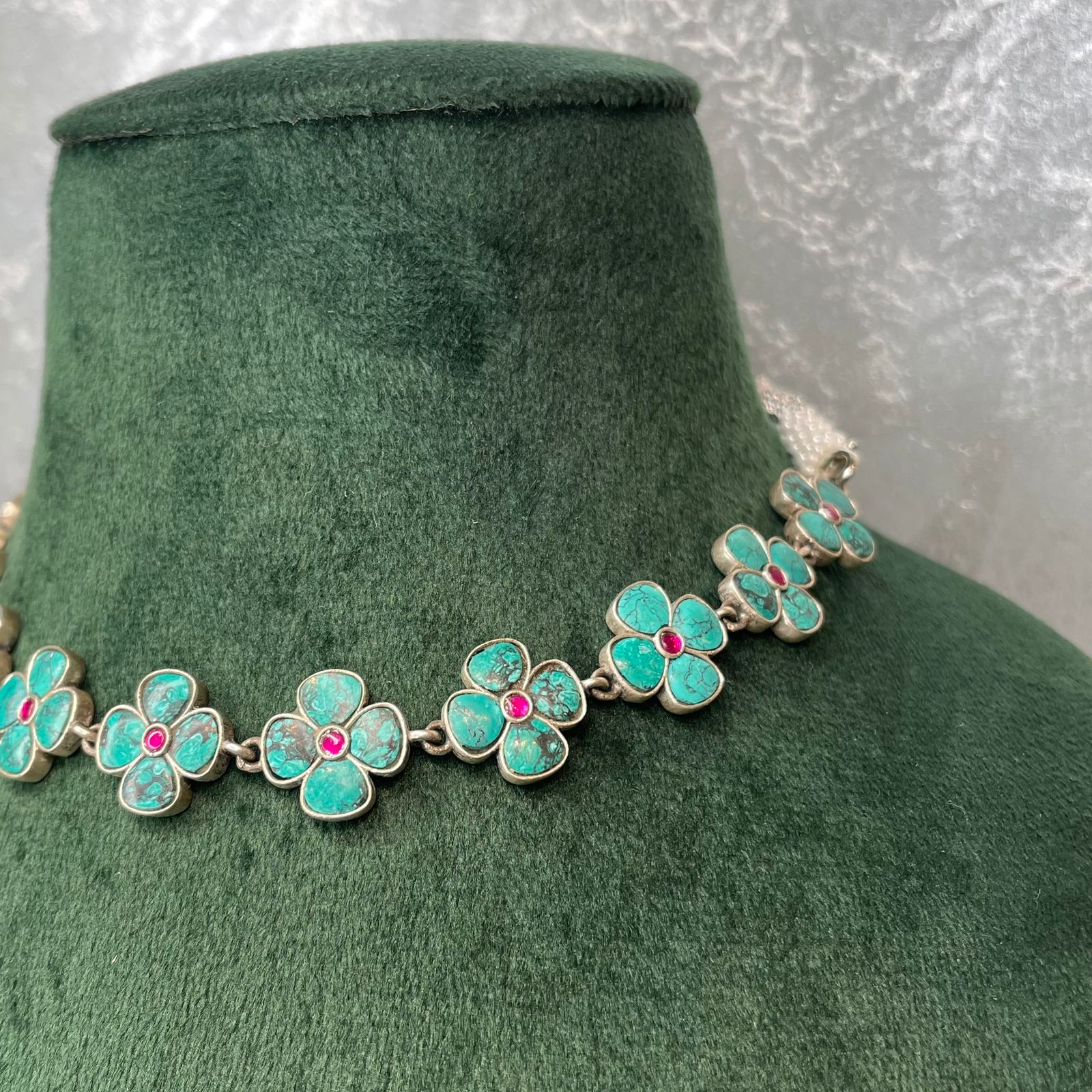 Mahika Silver Kundan Necklace – turquoise Mahika Silver Kundan Necklace – turquoise